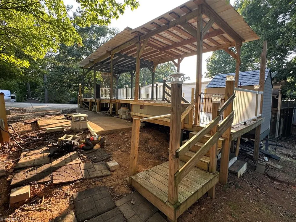 110 Pier Avenue New London, NC 28127