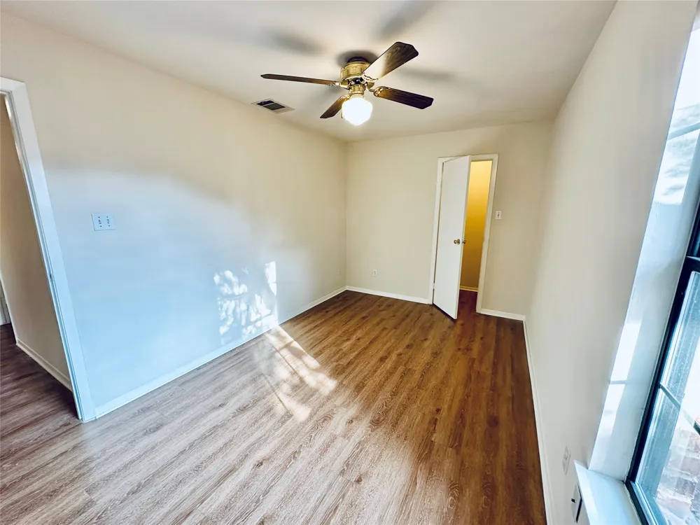 5207 Thunderbird Street #A Lago Vista, TX 78645
