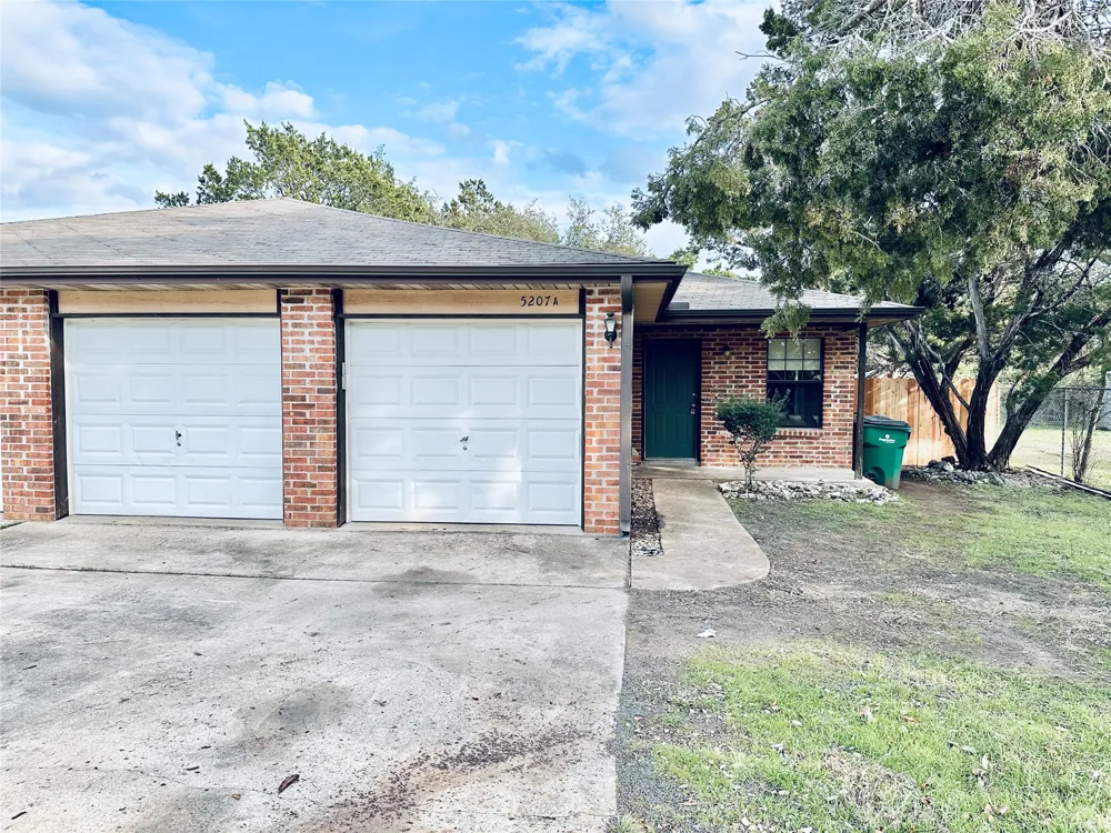 5207 Thunderbird Street #A Lago Vista, TX 78645