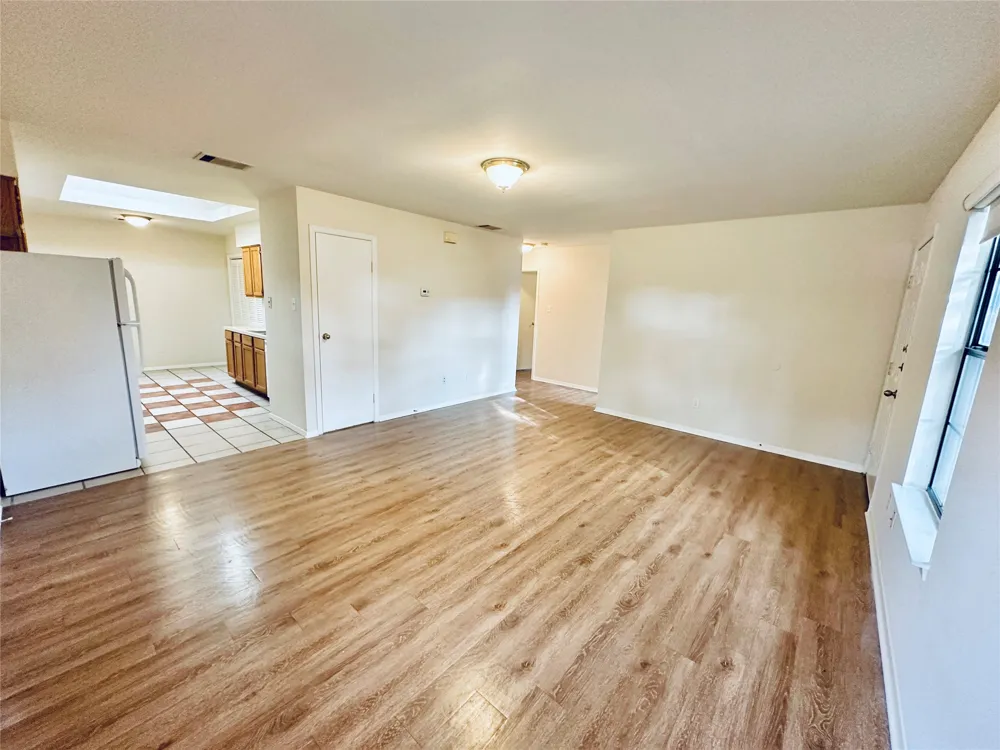 5207 Thunderbird Street #A Lago Vista, TX 78645