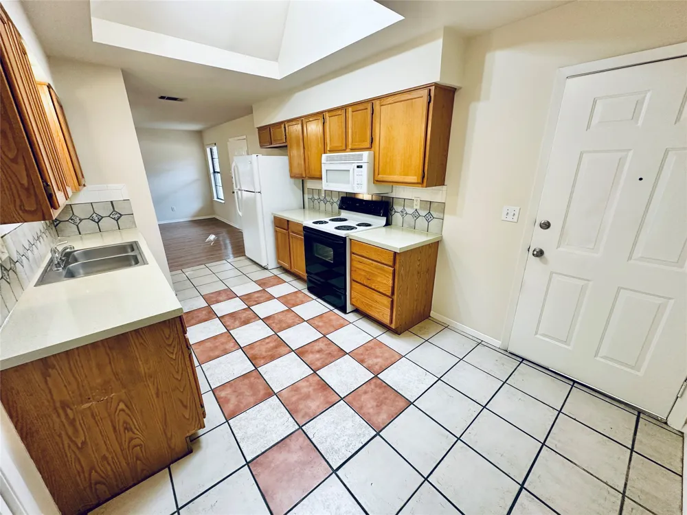 5207 Thunderbird Street #A Lago Vista, TX 78645