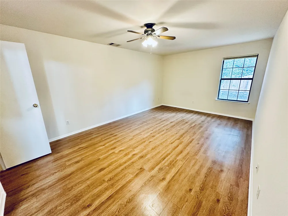 5207 Thunderbird Street #A Lago Vista, TX 78645