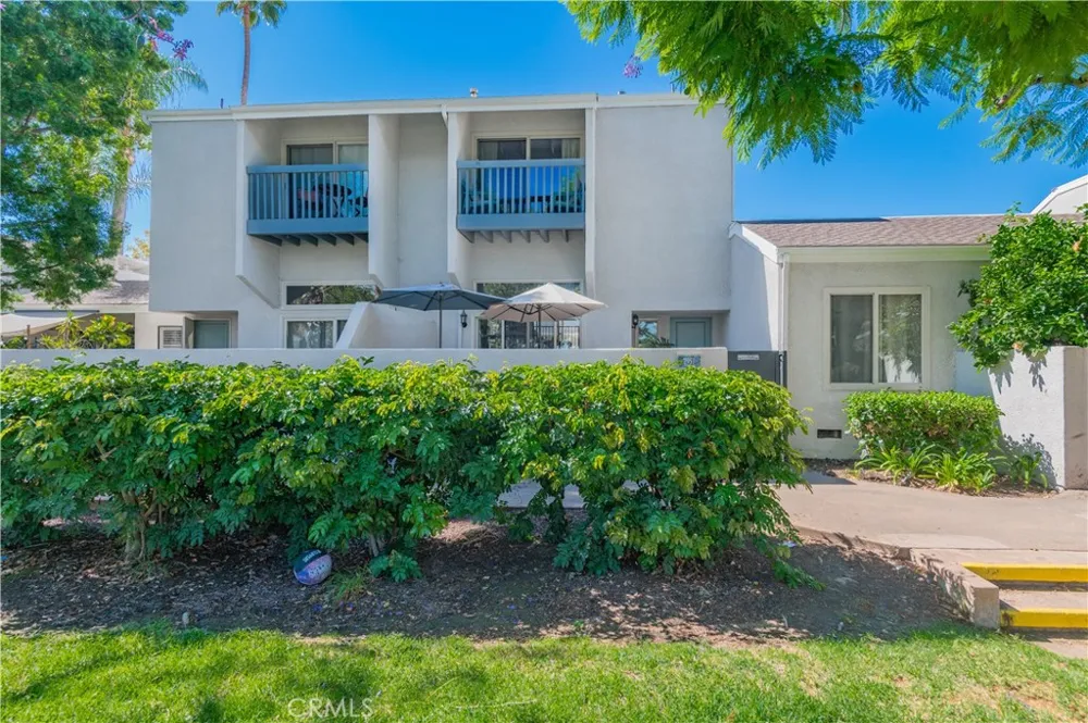 2951 Pembroke Court Fullerton, CA 92831