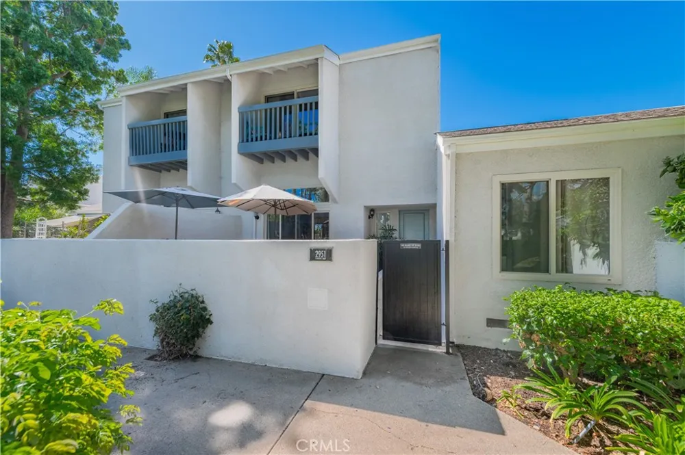 2951 Pembroke Court Fullerton, CA 92831