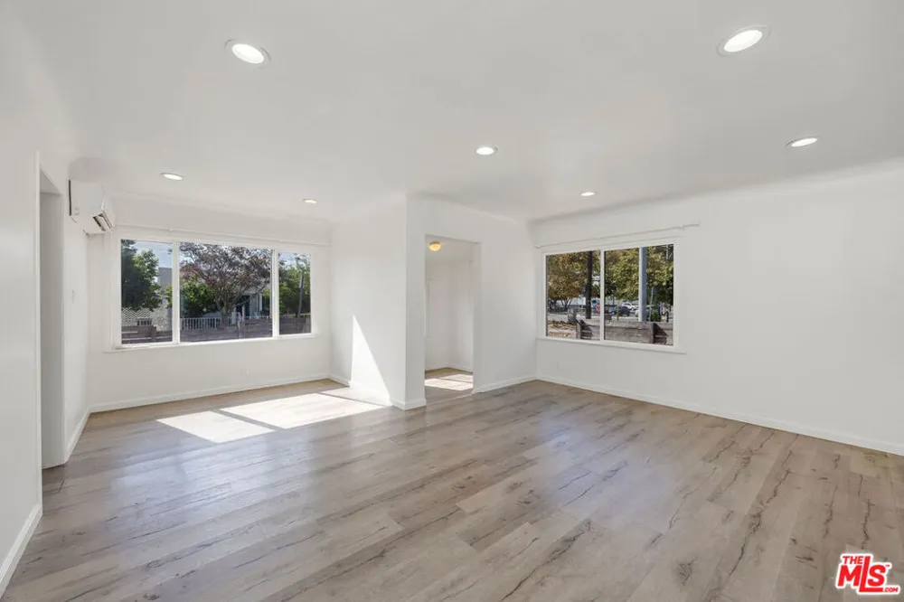2103 Barclay Street Los Angeles, CA 90031