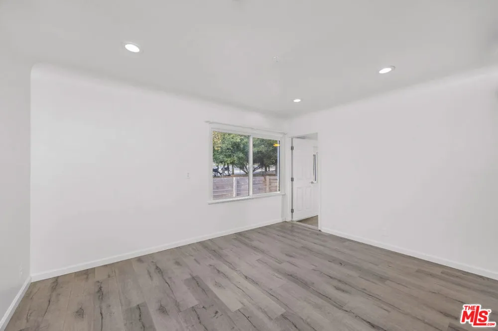 2103 Barclay Street Los Angeles, CA 90031