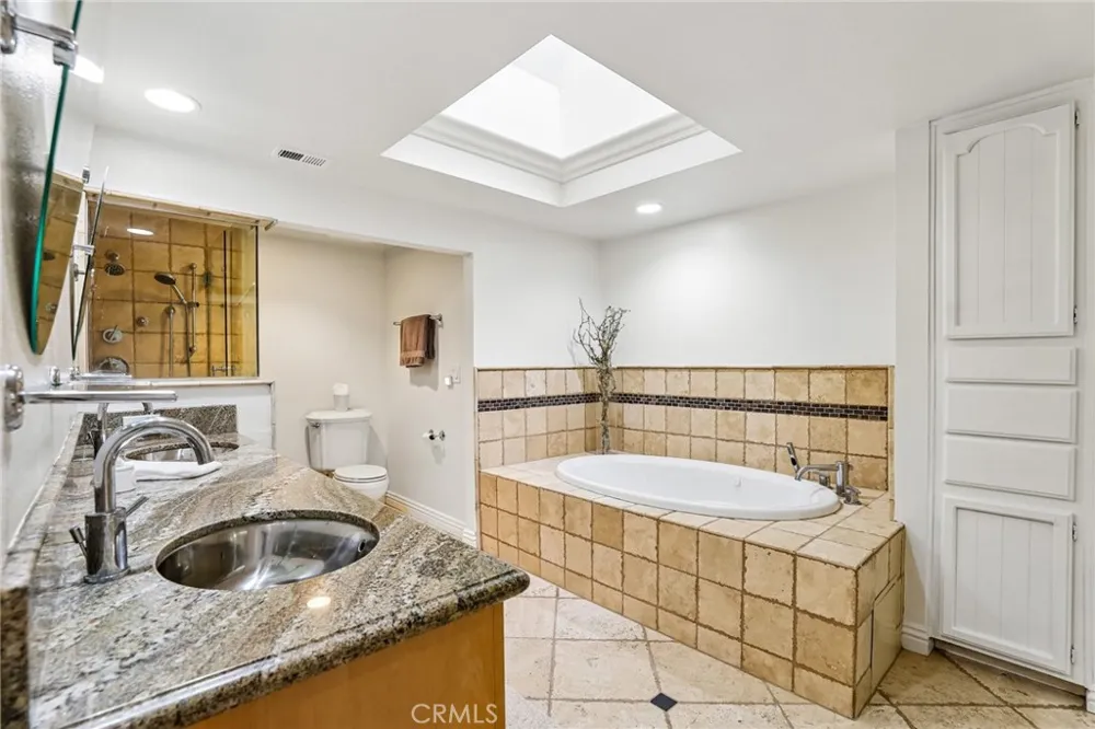 6164 E Morningview Drive Anaheim Hills, CA 92807