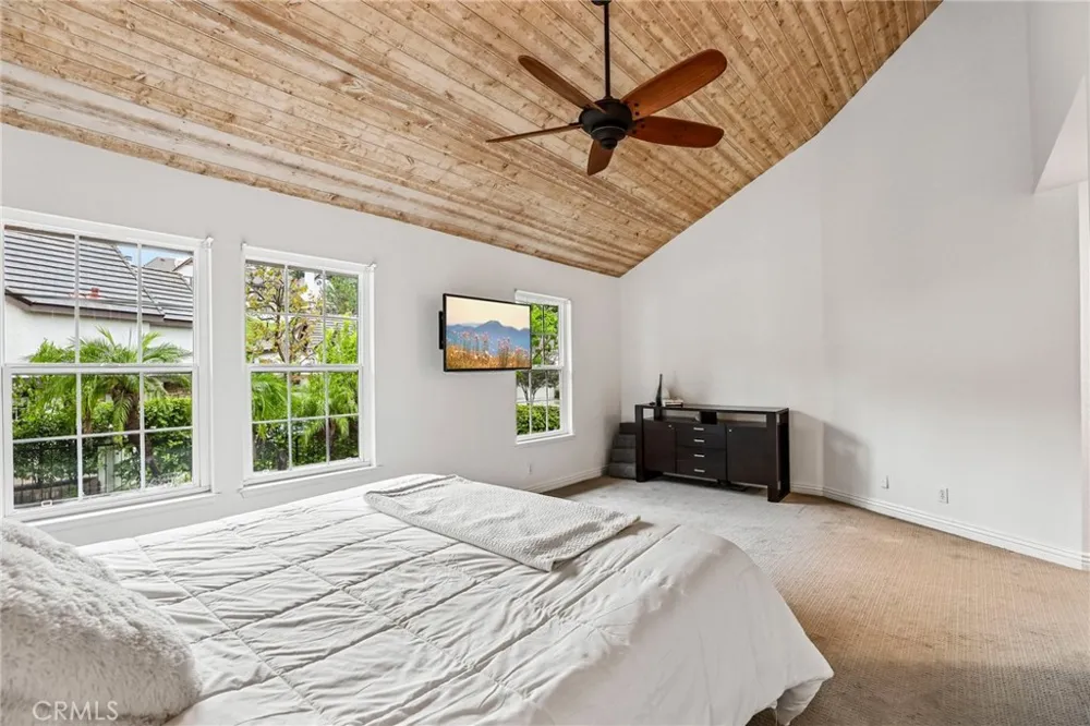 6164 E Morningview Drive Anaheim Hills, CA 92807