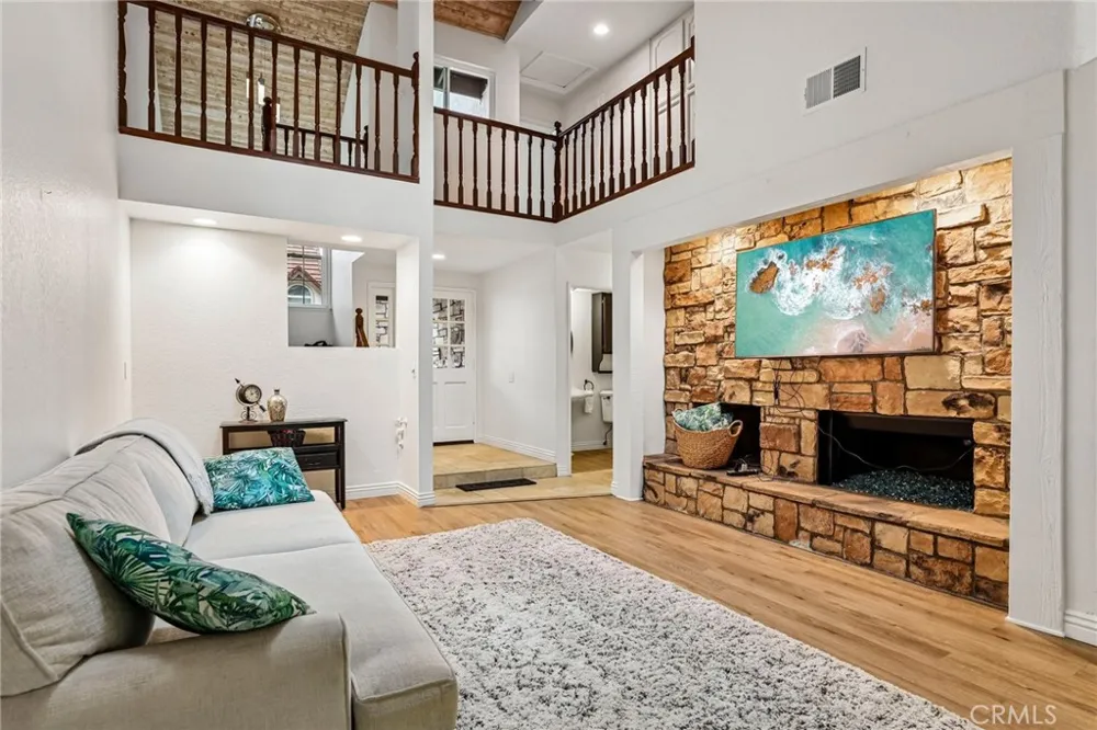 6164 E Morningview Drive Anaheim Hills, CA 92807