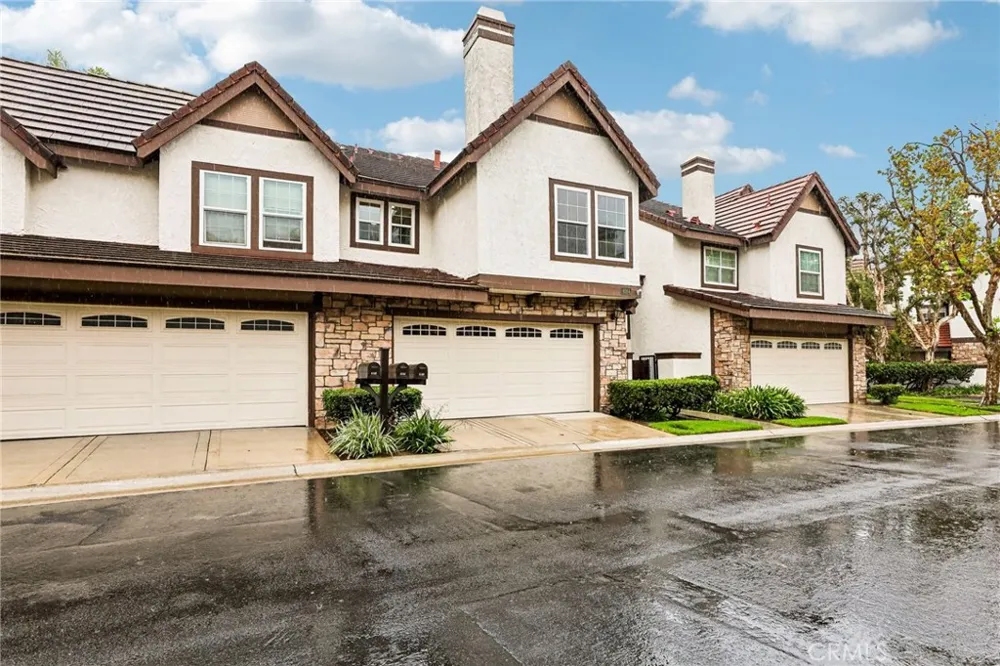 6164 E Morningview Drive Anaheim Hills, CA 92807