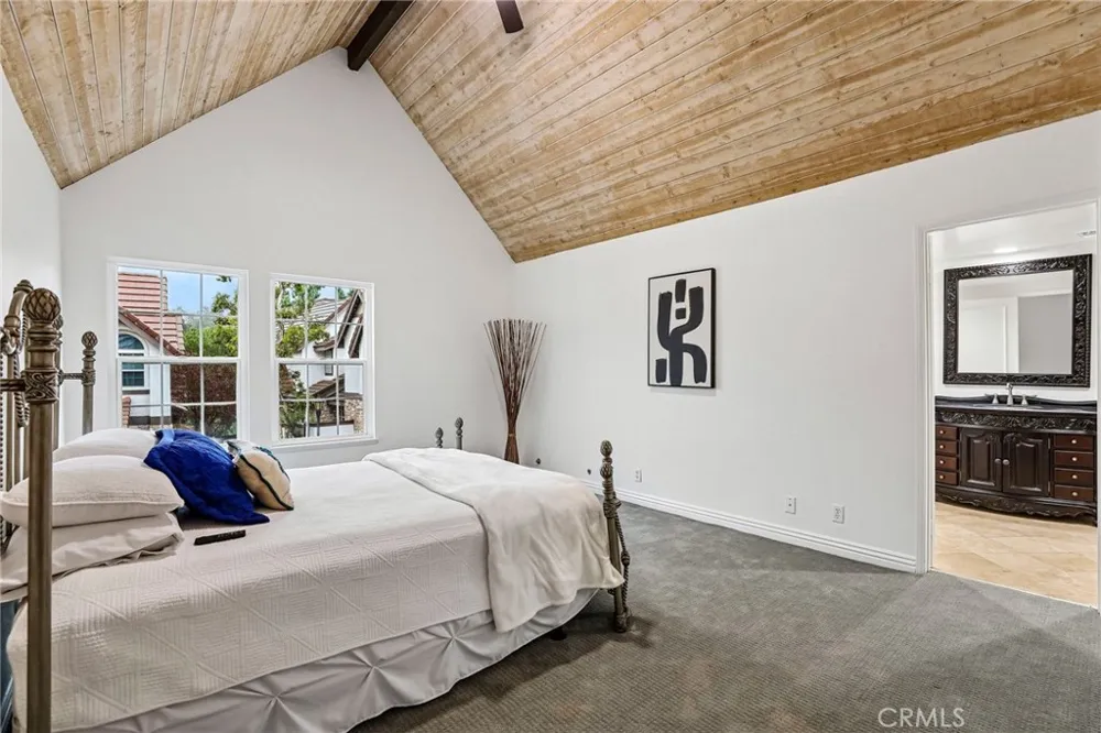 6164 E Morningview Drive Anaheim Hills, CA 92807
