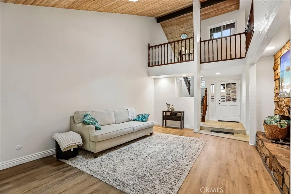 6164 E Morningview Drive Anaheim Hills, CA 92807