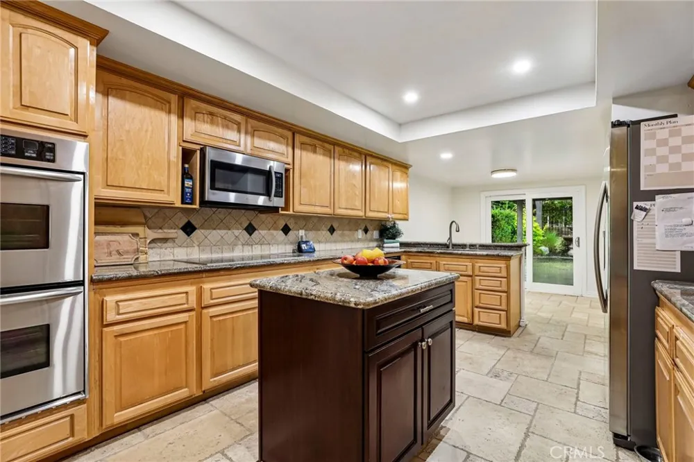 6164 E Morningview Drive Anaheim Hills, CA 92807