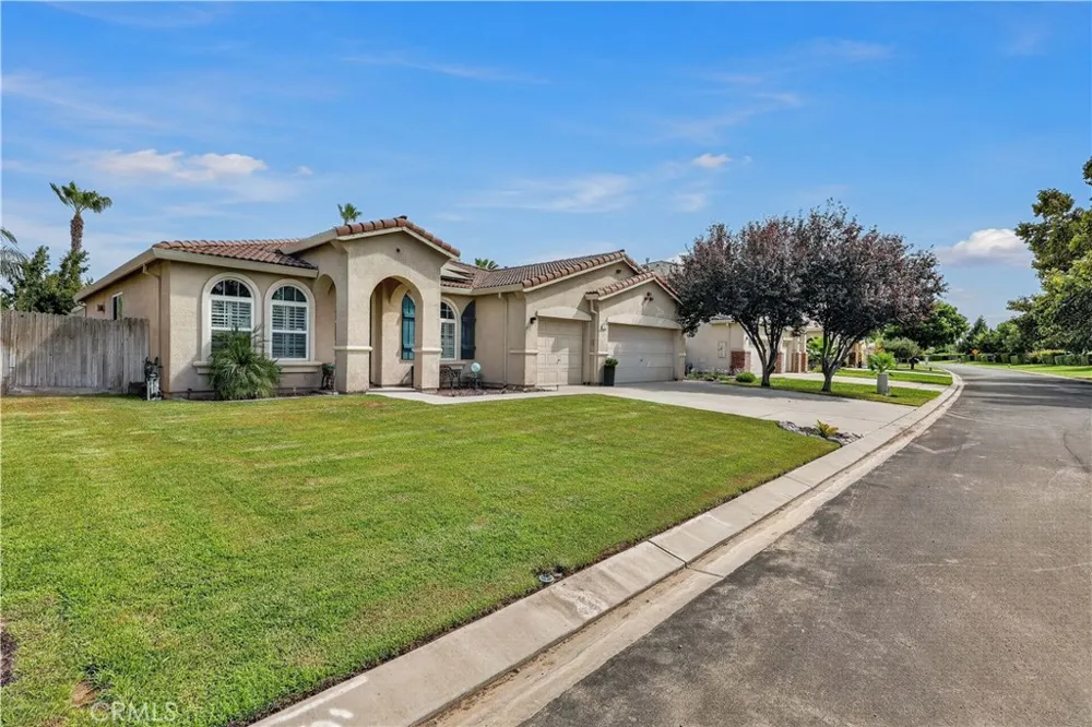 9020 Hunters Creek Way Chowchilla, CA 93610