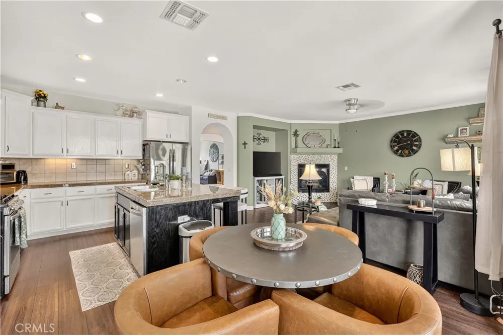 9020 Hunters Creek Way Chowchilla, CA 93610