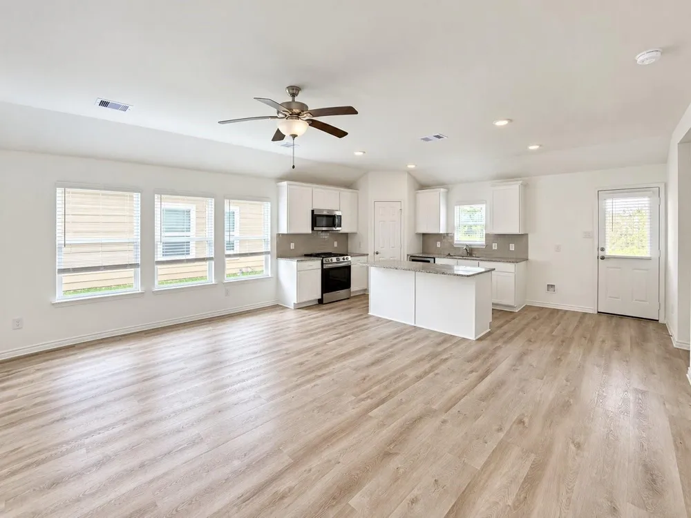 509 Oak Chase Avenue Dayton, TX 77535