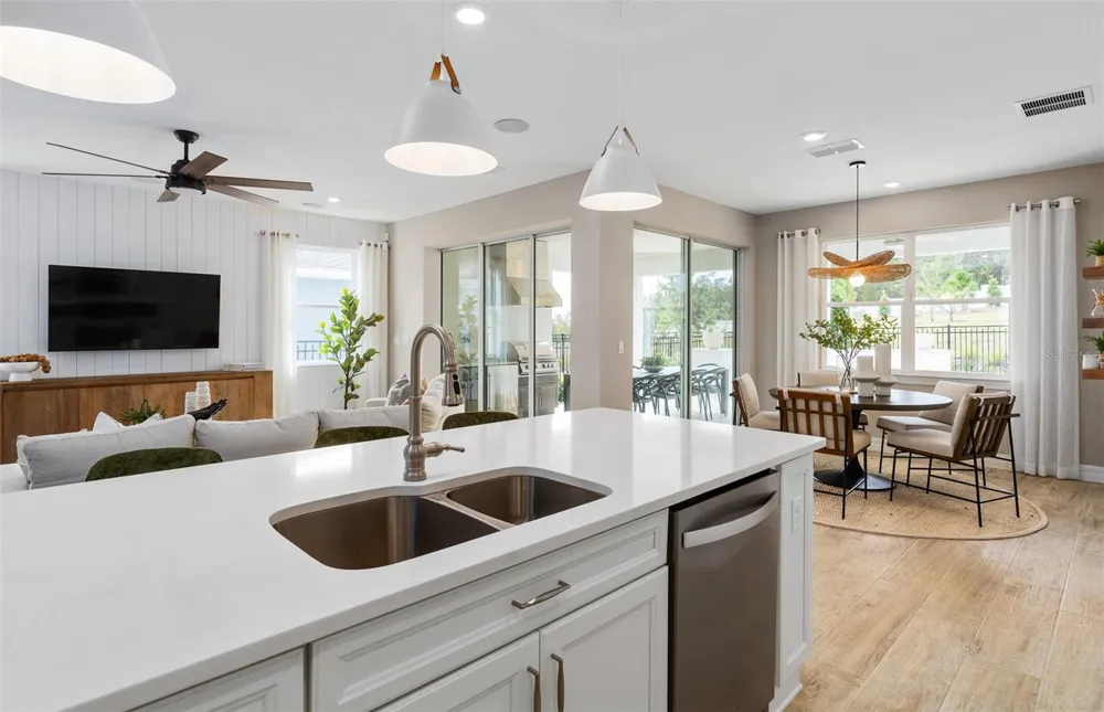 2656 BLOWING BREEZE AVENUE Kissimmee, FL 34744