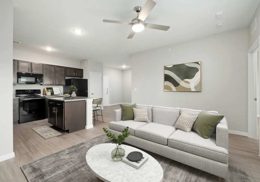 13411 FM812 ROAD #4103 Del Valle, TX 78617