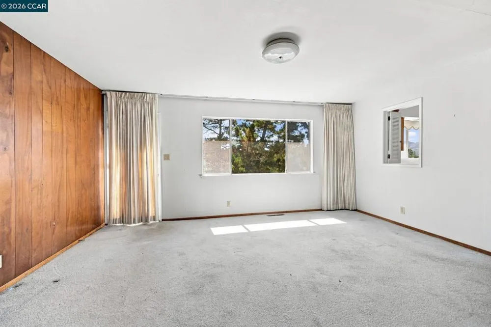 78 Muth Dr Orinda, CA 94563