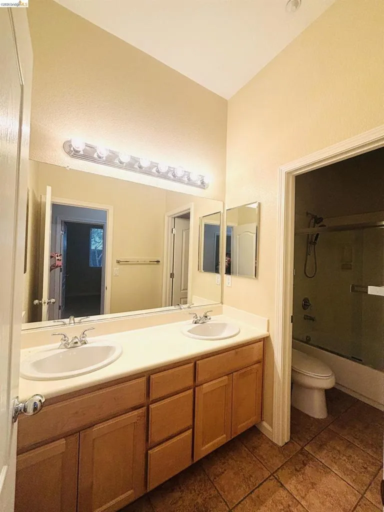 2440 Berkshire Ln Brentwood, CA 94513