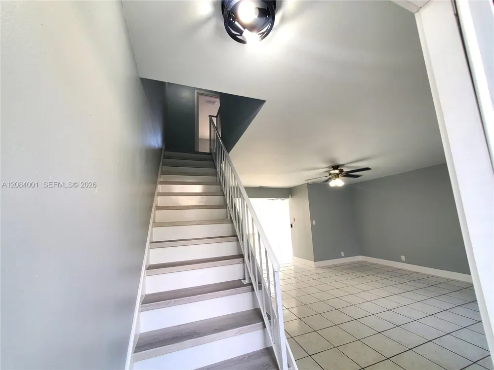 7926 Kimberly Blvd #202 North Lauderdale, FL 33068