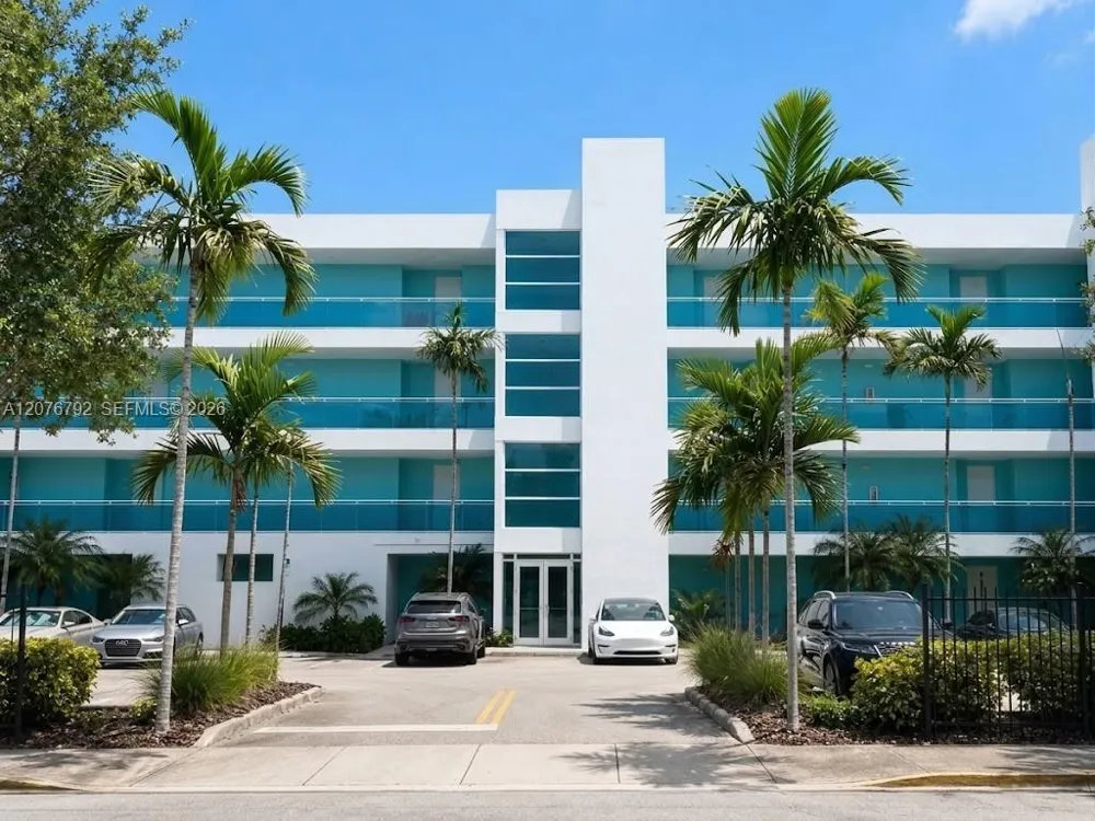 652 NE 63rd St #406 Miami, FL 33138
