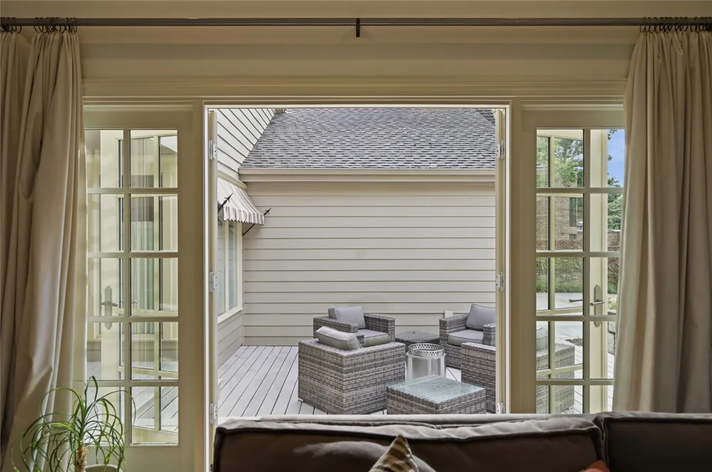 3027 S Rockford Road Tulsa, OK 74114