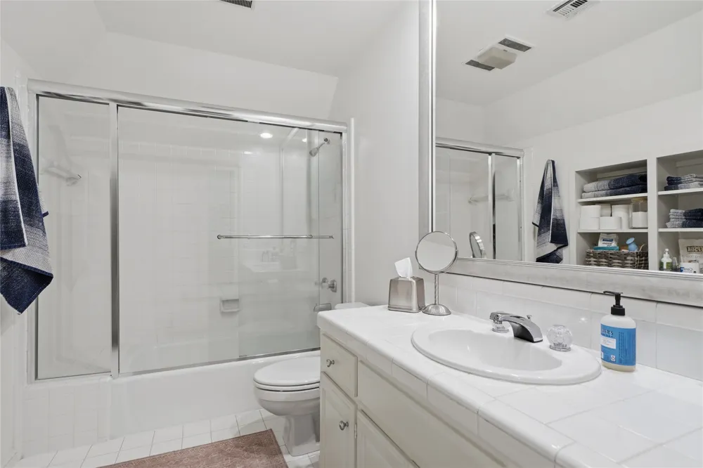 3027 S Rockford Road Tulsa, OK 74114
