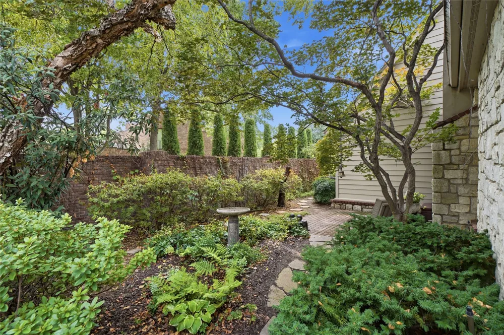 3027 S Rockford Road Tulsa, OK 74114