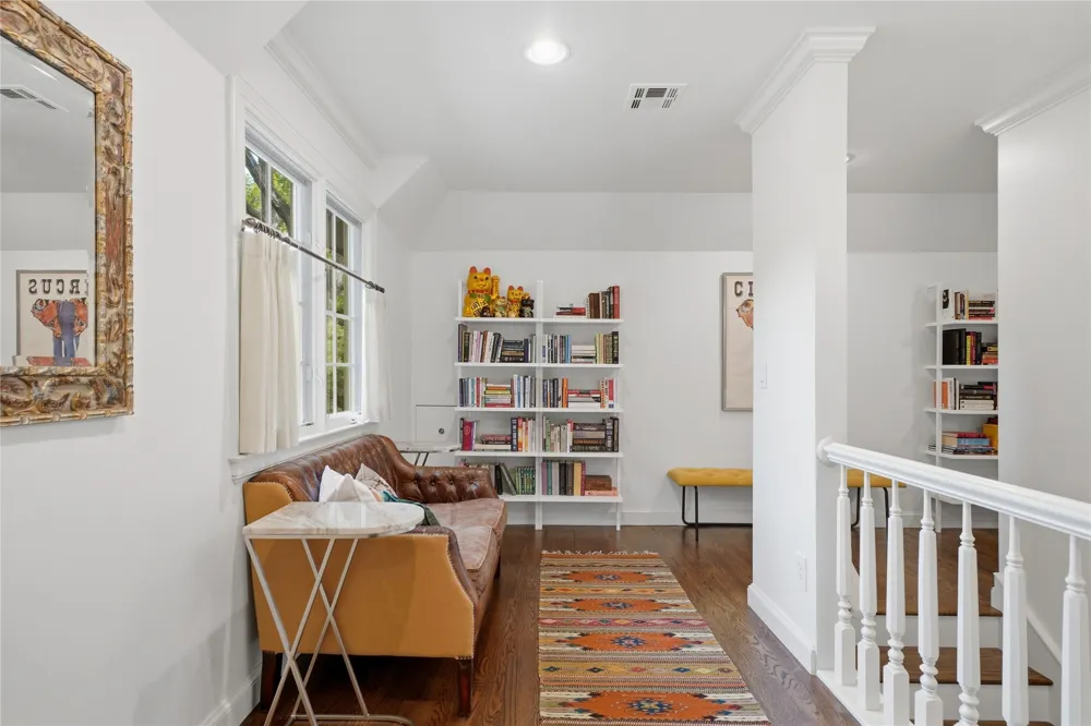 3027 S Rockford Road Tulsa, OK 74114