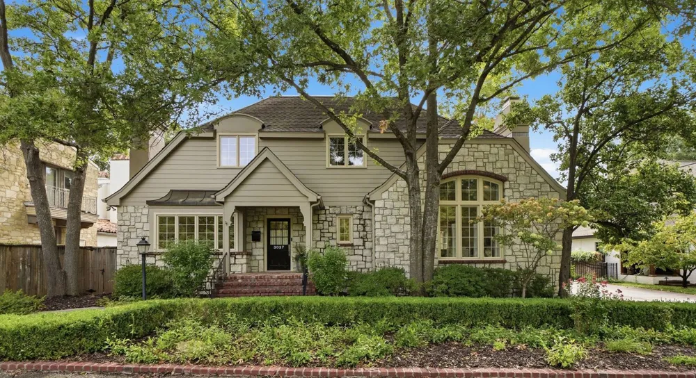 3027 S Rockford Road Tulsa, OK 74114