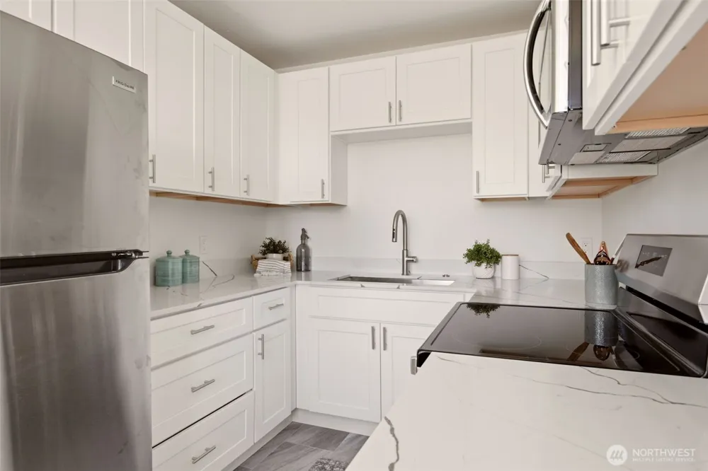 5435 S M STREET #202 Tacoma, WA 98408