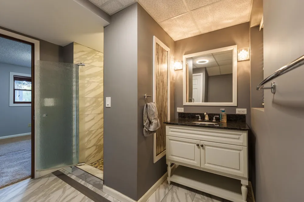 1233 View Court Hastings, MN 55033