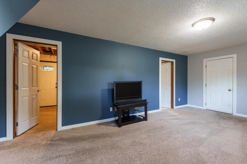 1233 View Court Hastings, MN 55033