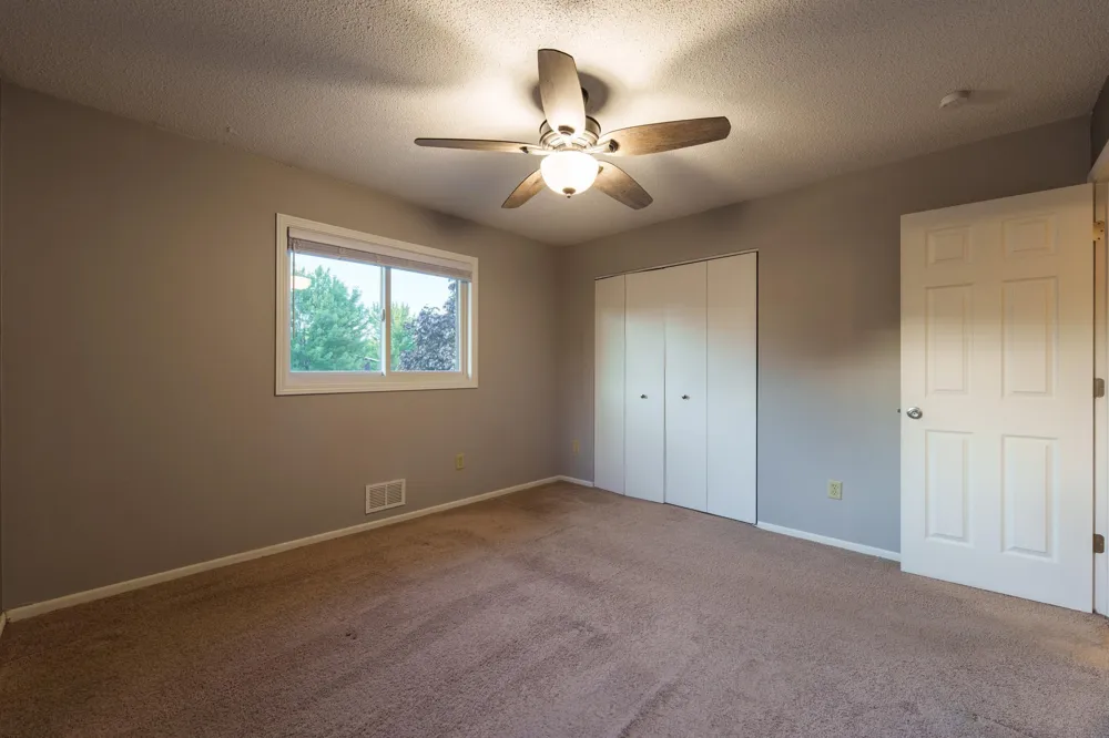 1233 View Court Hastings, MN 55033