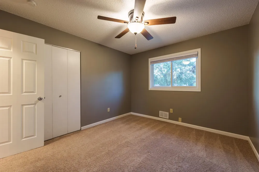 1233 View Court Hastings, MN 55033