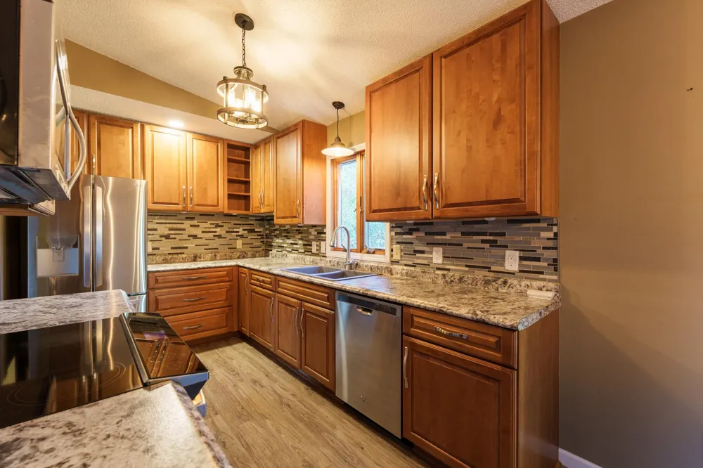 1233 View Court Hastings, MN 55033