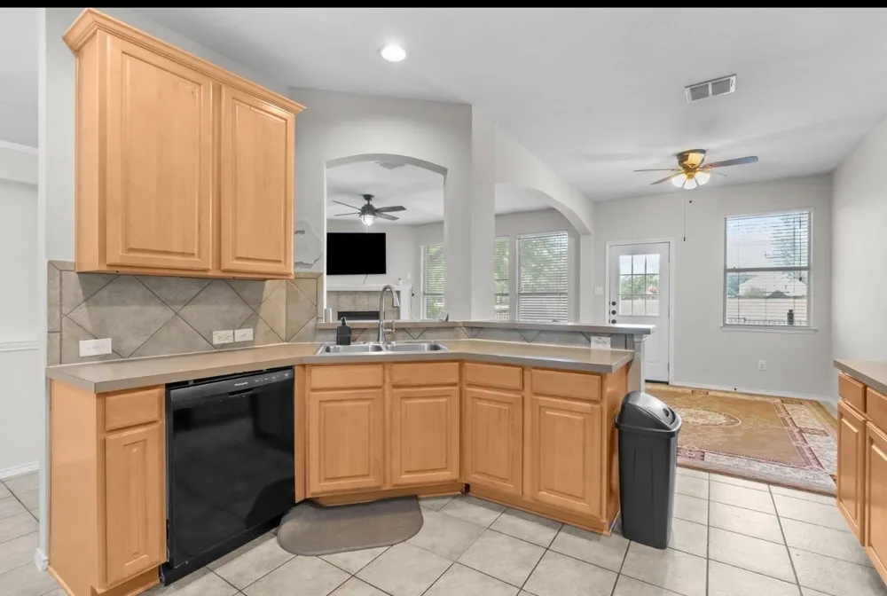 8414 Seafield Lane Rowlett, TX 75089