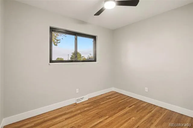 559 Elbert Way Denver, CO 80221