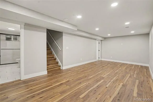 559 Elbert Way Denver, CO 80221