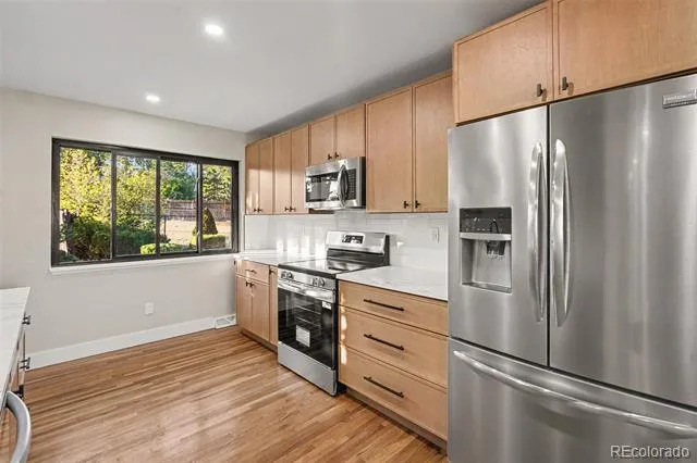 559 Elbert Way Denver, CO 80221