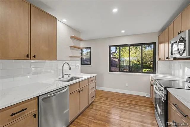 559 Elbert Way Denver, CO 80221