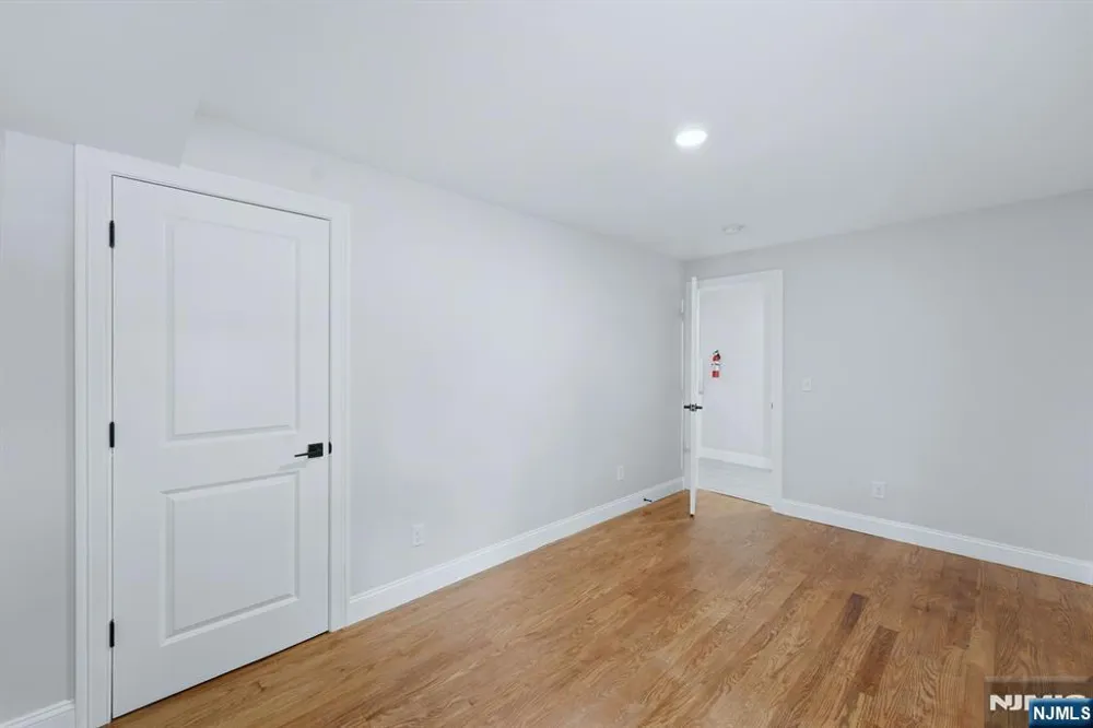 428 Valley Street Orange, NJ 07050