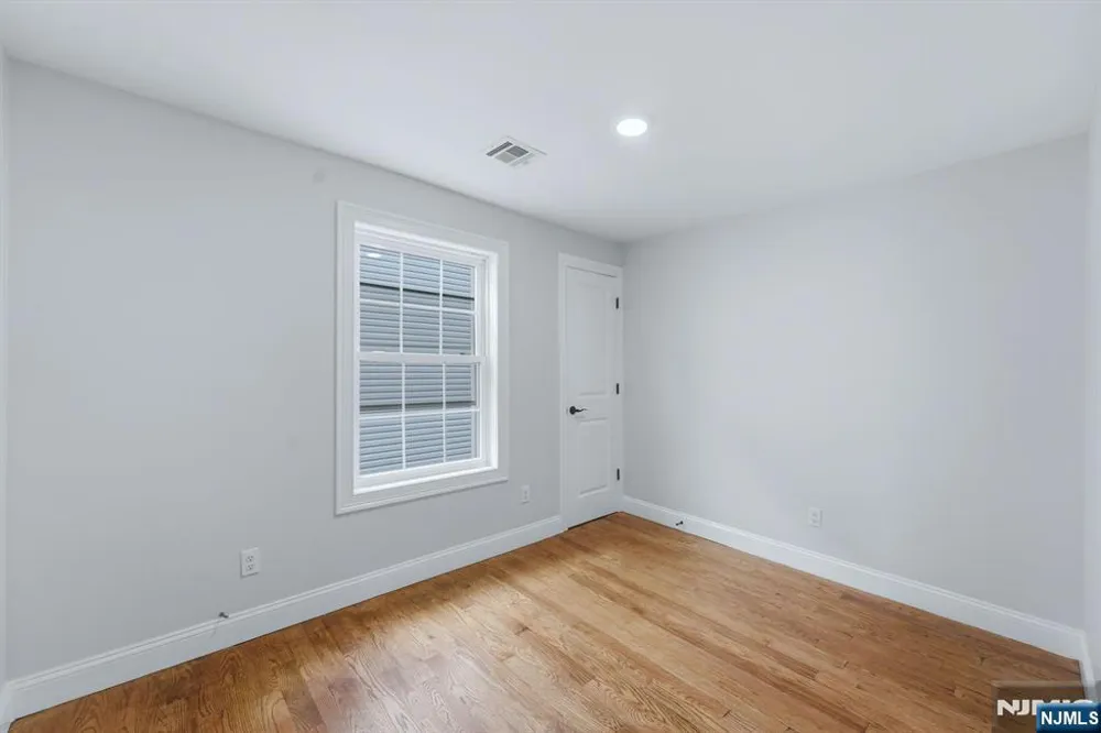 428 Valley Street Orange, NJ 07050