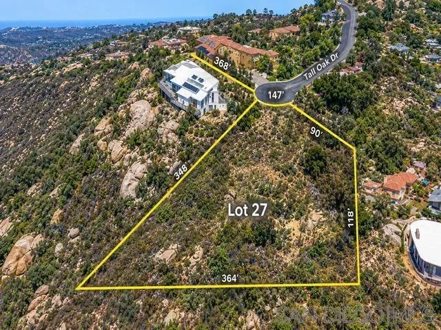 10011 Tall Oak Dr Escondido, CA 92026