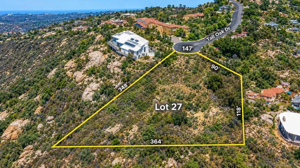 10011 Tall Oak Dr Escondido, CA 92026