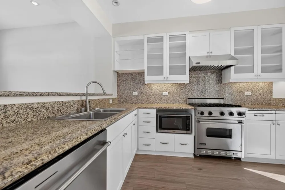 356 Santana Row #305 San Jose, CA 95128