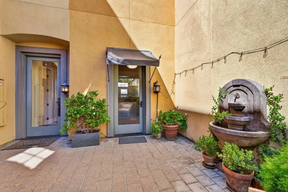 356 Santana Row #305 San Jose, CA 95128