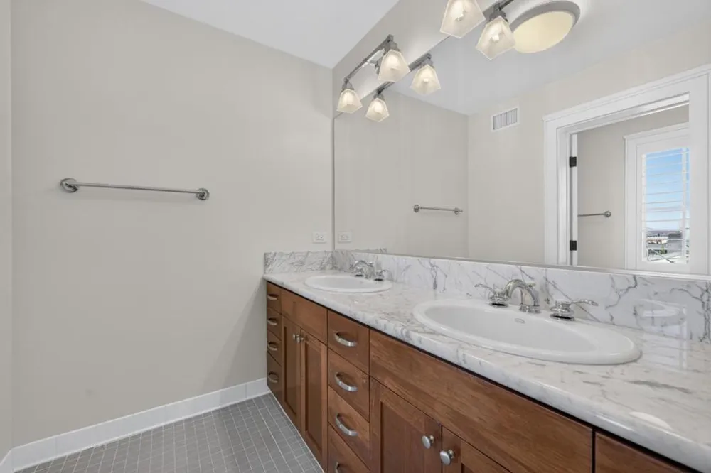 356 Santana Row #305 San Jose, CA 95128