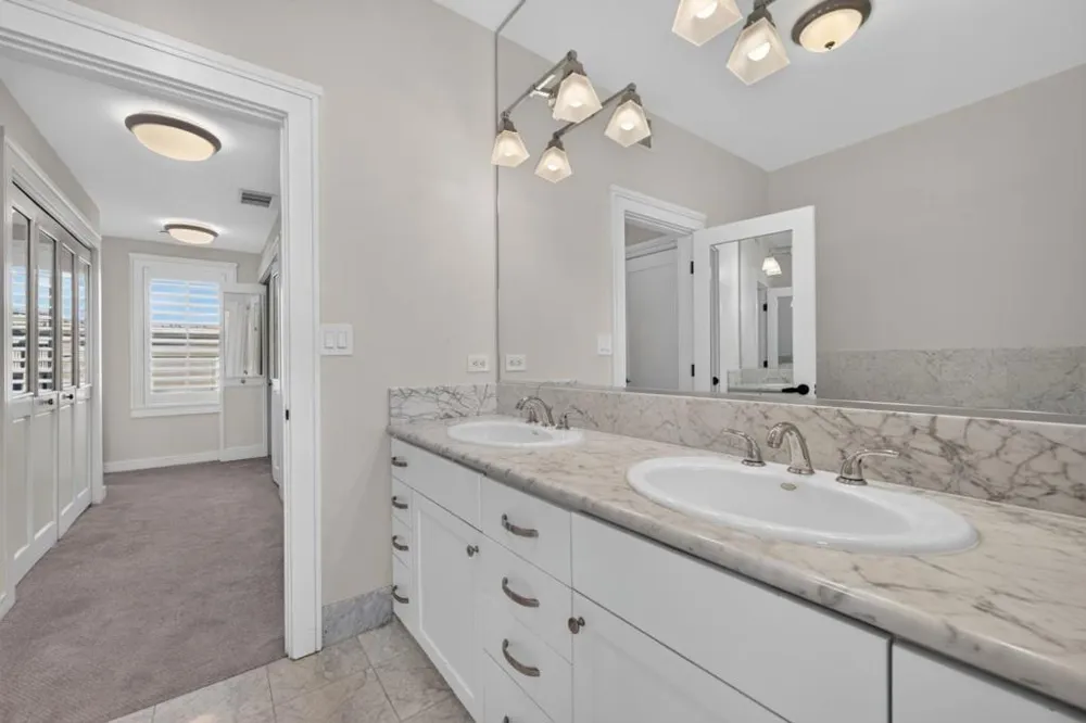 356 Santana Row #305 San Jose, CA 95128